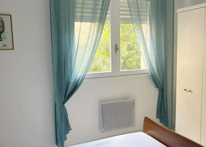 Hypercentre Avec Parking Apartment *